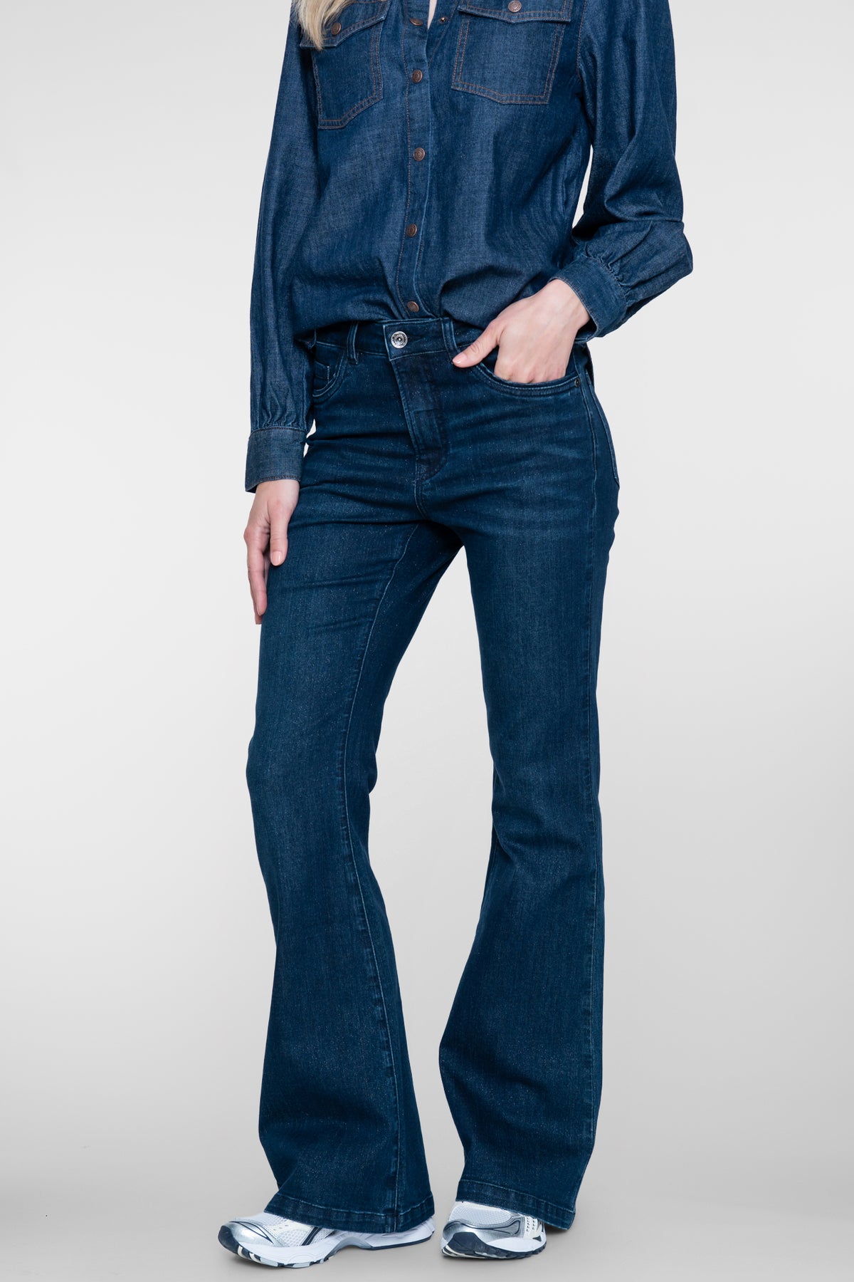 Geisha Flared Jeans mit Lurex