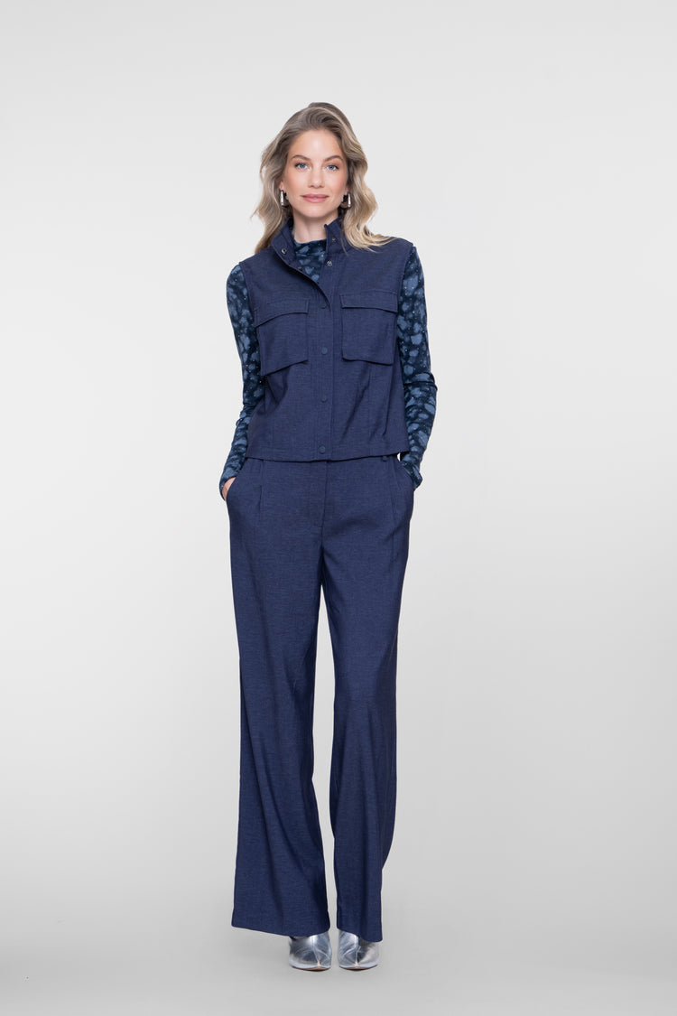 Geisha Pantalon mit ausgestelltem Bein