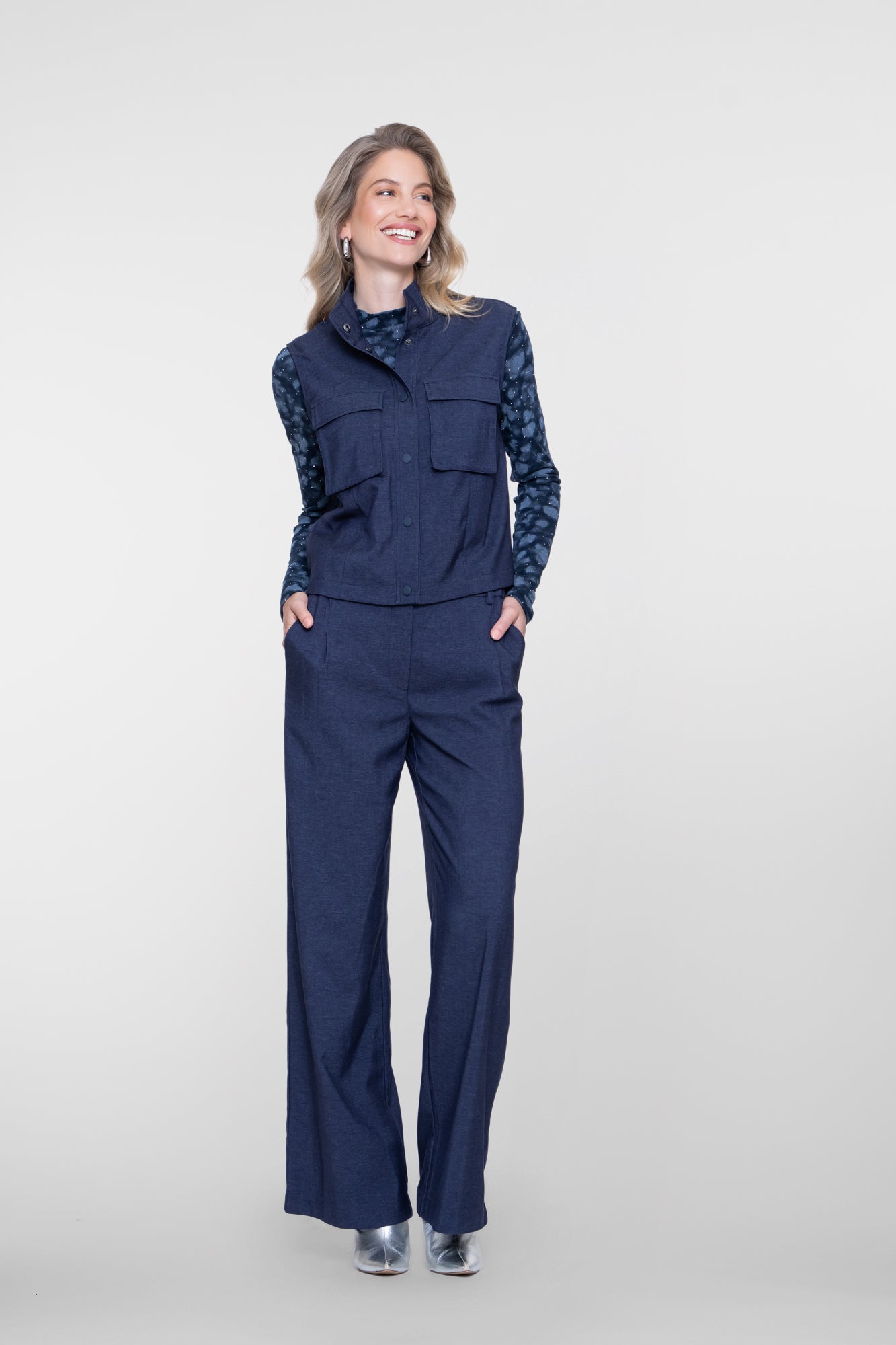 Geisha Pantalon mit ausgestelltem Bein