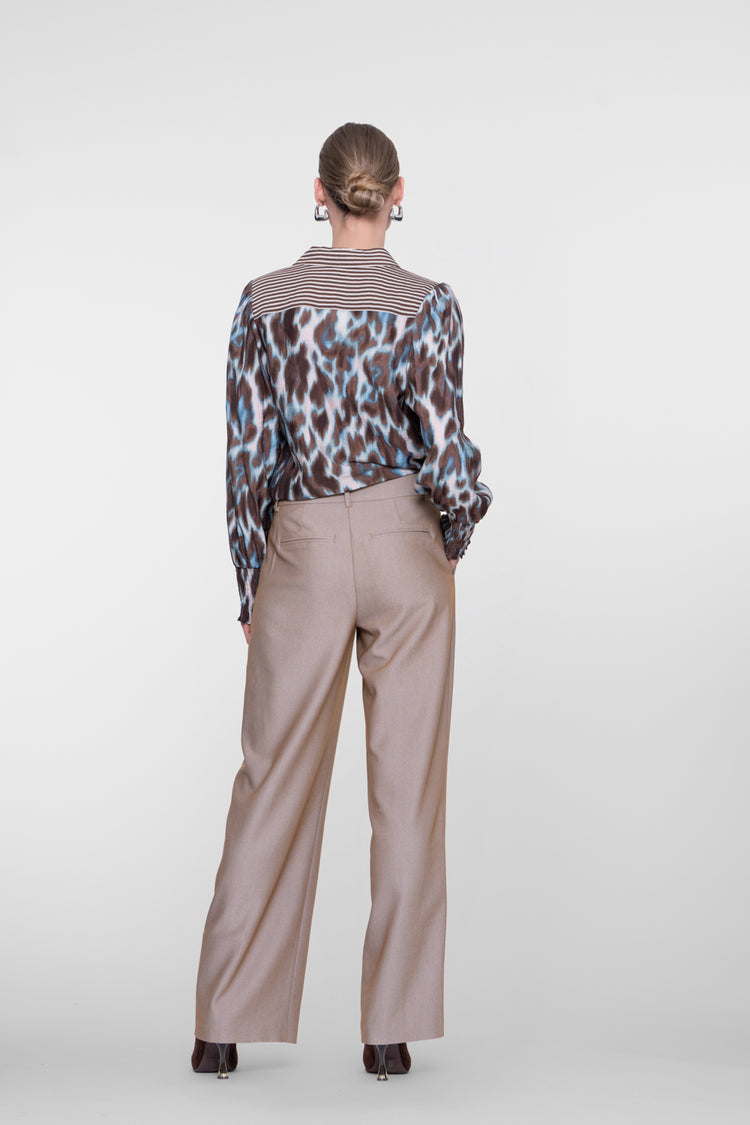 Geisha Wide Leg Pantalon mit Schleifenverschluss und bequemer Passform