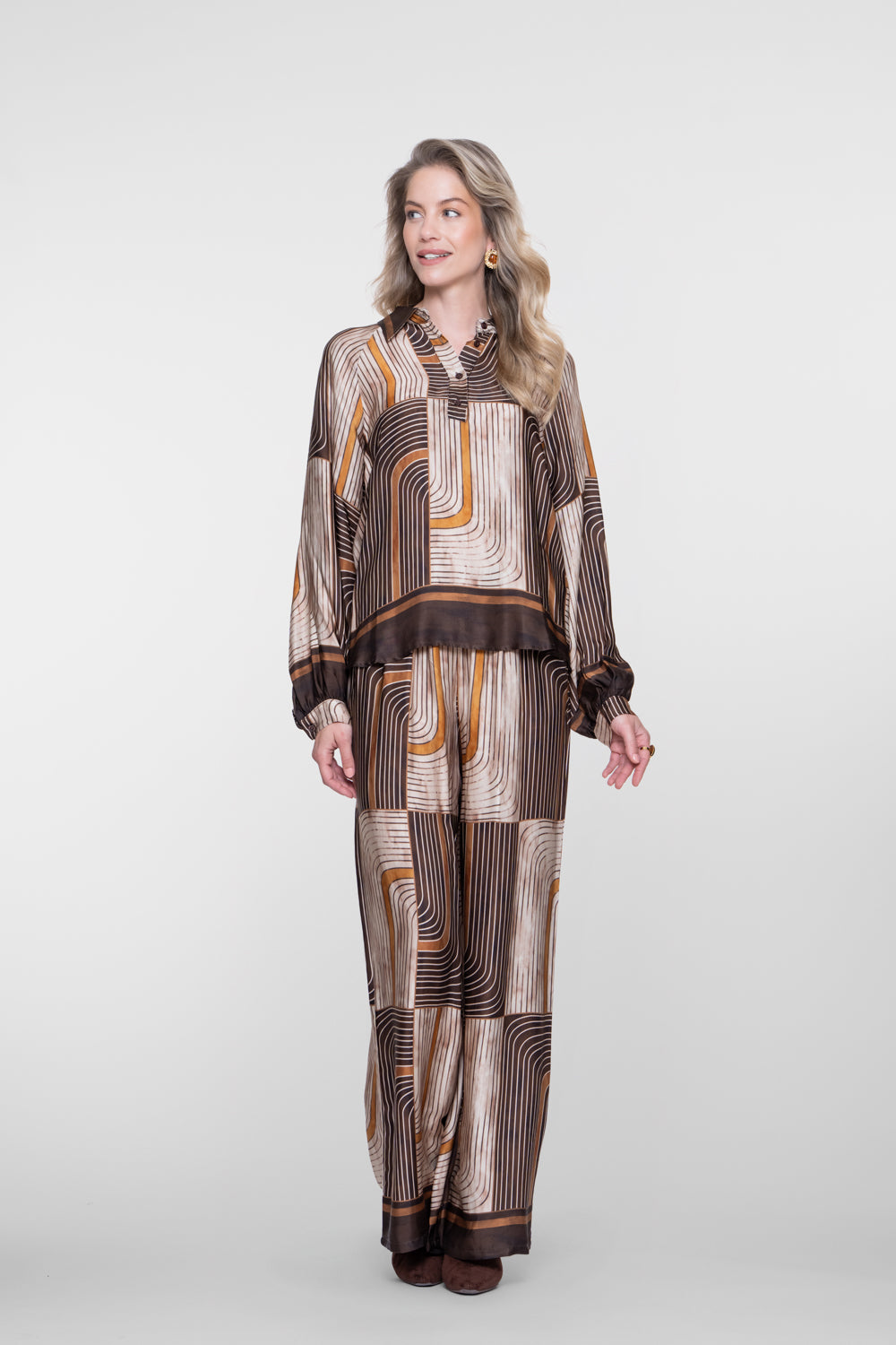 Geisha Bluse mit grafischem Print und satinartiger Optik – Shop de look