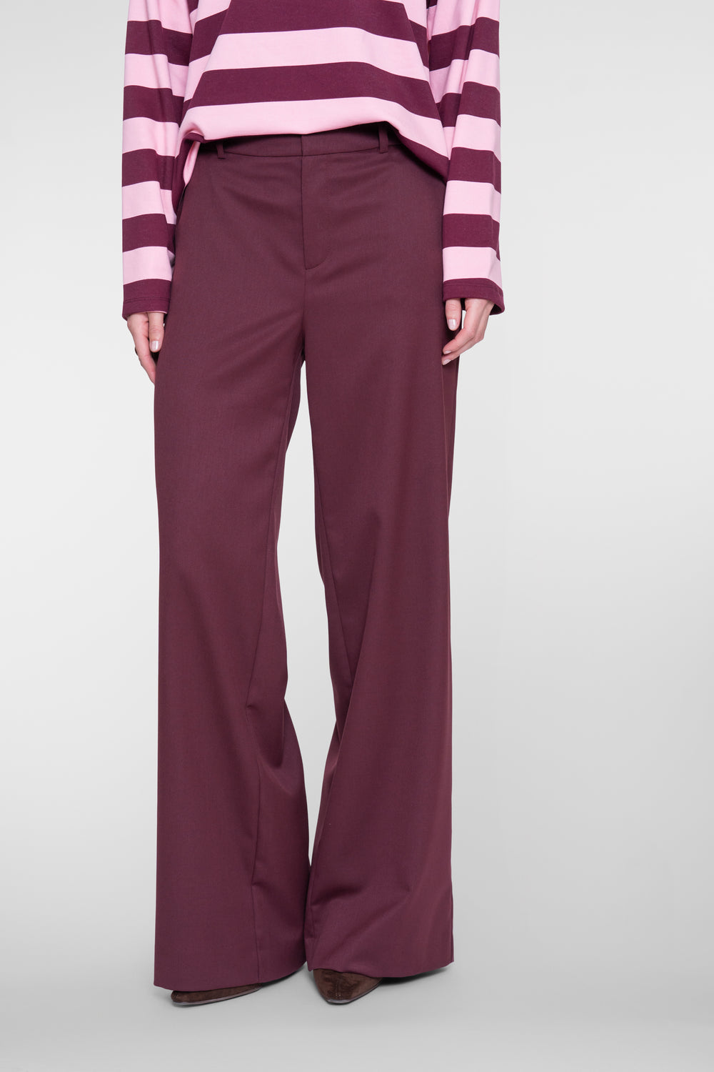 Geisha Burgundy Pantalon mit weitem Bein und hoher Taille