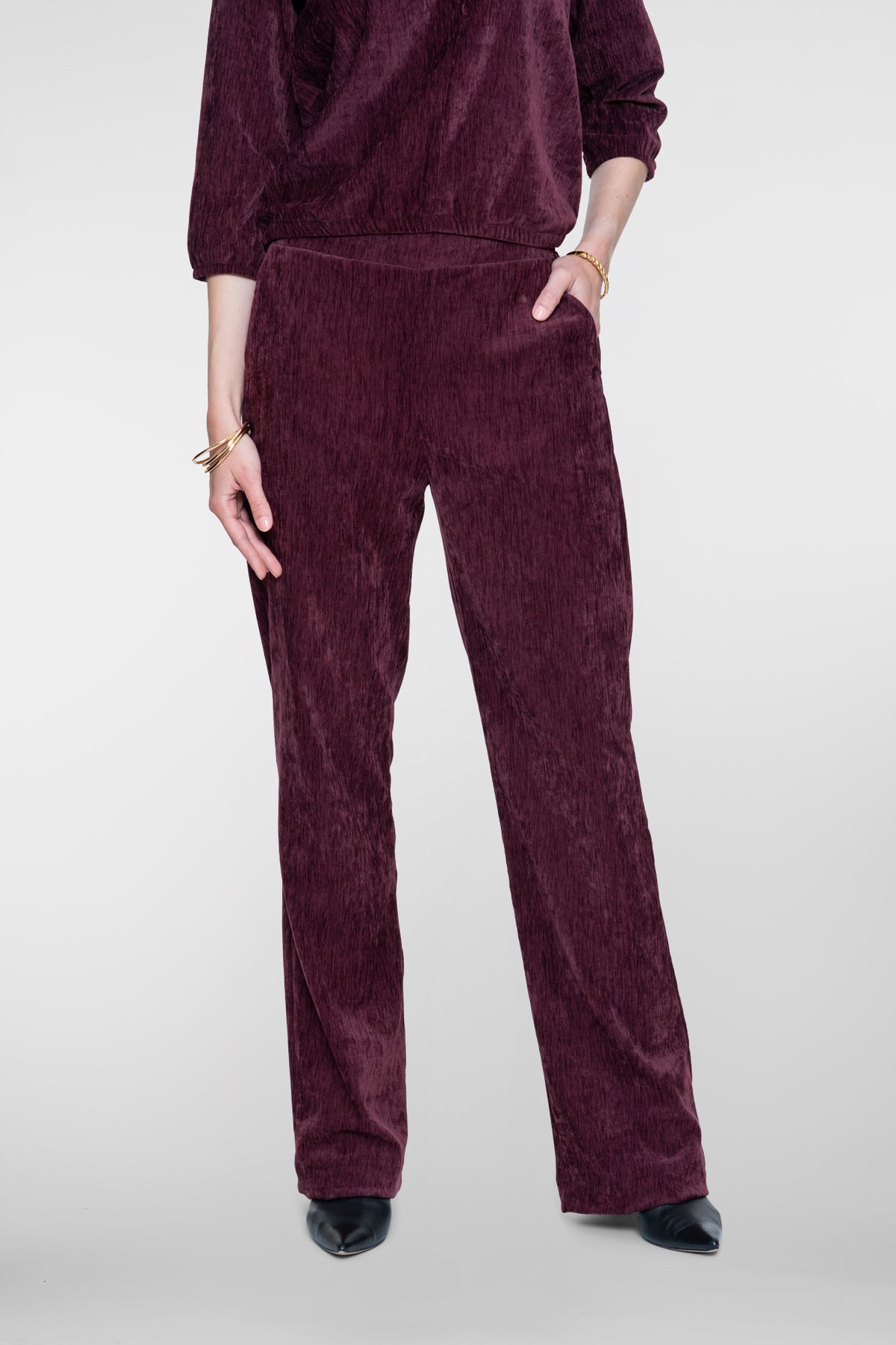 Geisha Pantalon mit samtiger Optik