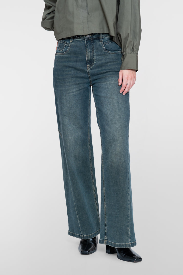 Geisha Damen Straight-Fit-Jeans mit mittelhohem Bund und Ziernähten