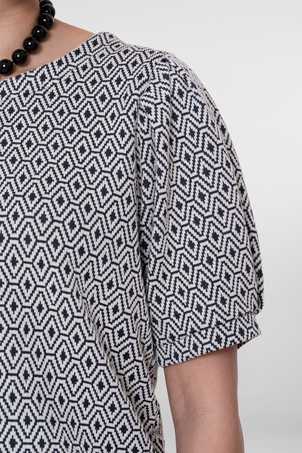 Geisha Top mit Jacquard-Print