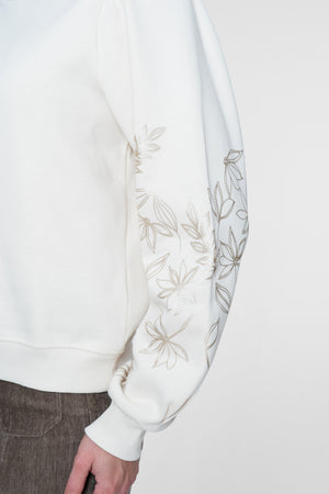 Geisha Sweatshirt mit bestickten Blumenärmeln