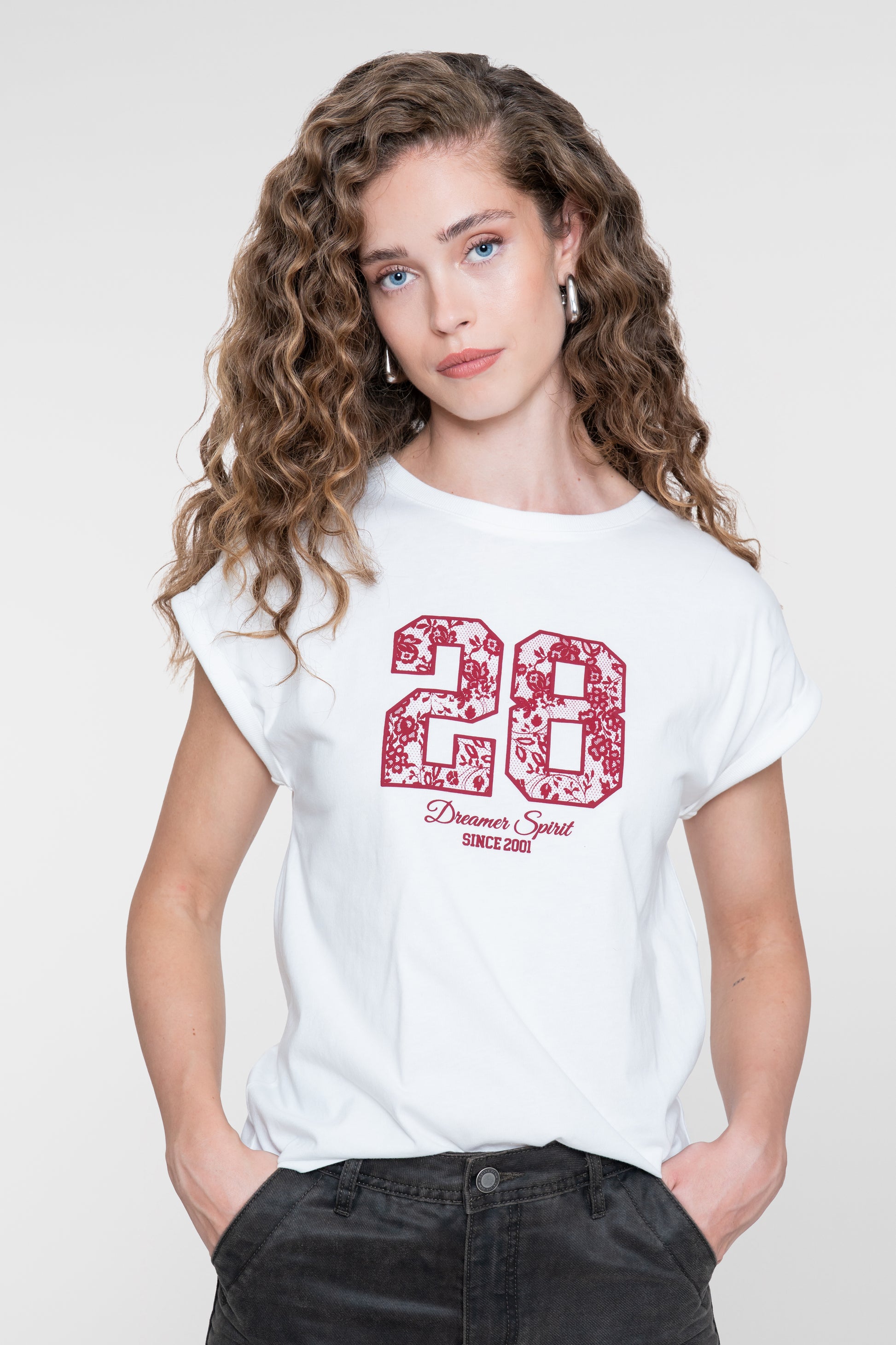 Geisha T-Shirt mit „28“-Print und kurzen Ärmeln