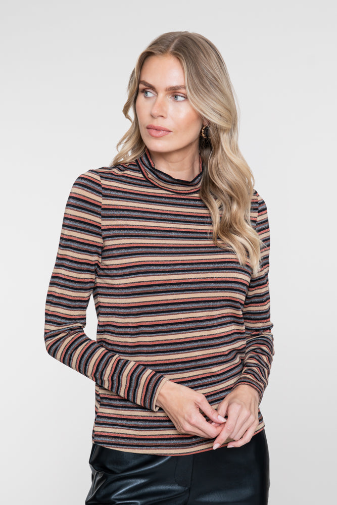 Eng anliegendes, gestreiftes Top im Geisha-Stil mit Lurex und hochstehendem Kragen