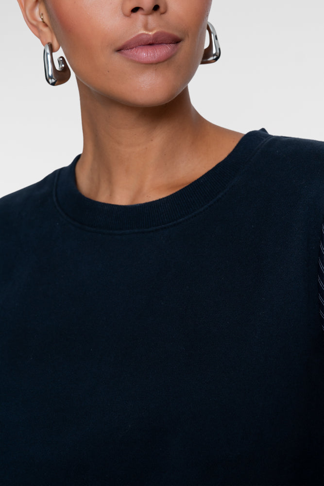 Geisha Damen Sweatshirt mit gestreiften Blusenärmeln und Rüschendetails