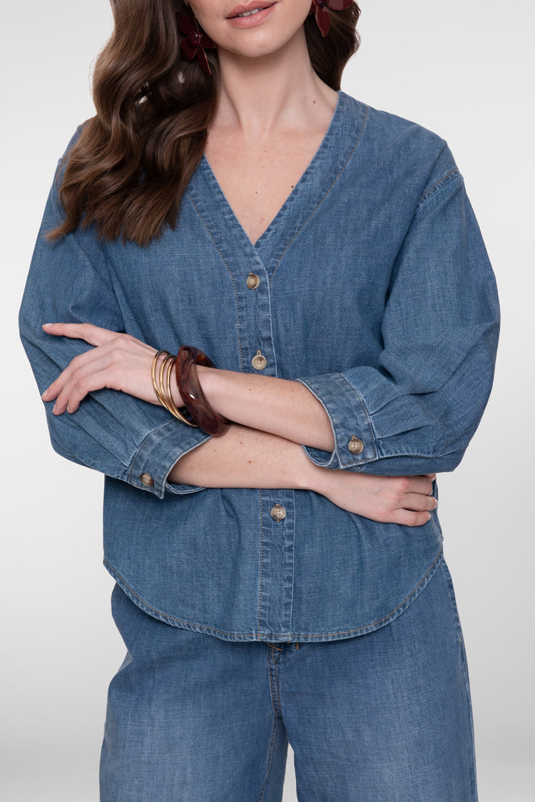 Geisha Denimbluse mit V-Ausschnitt