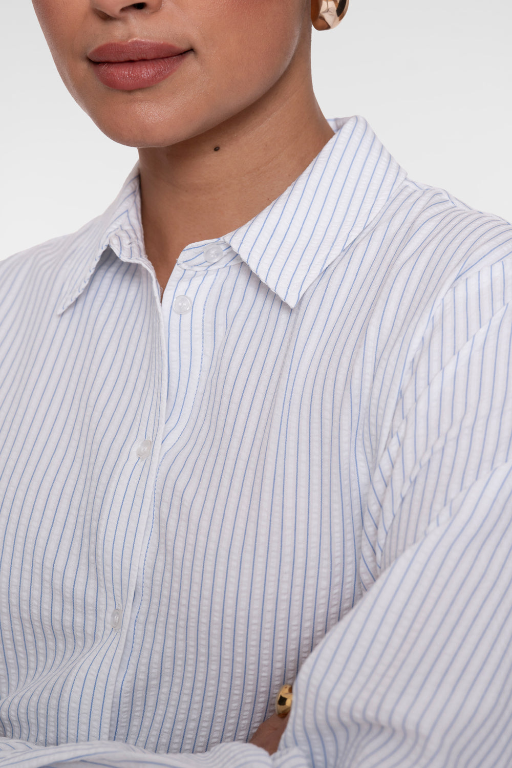 Geisha Bluse mit blauen und weißen Streifen