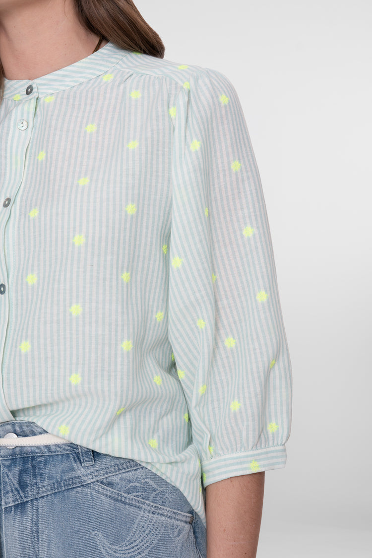 Geisha Bluse in Aqua Mint mit Stickerei