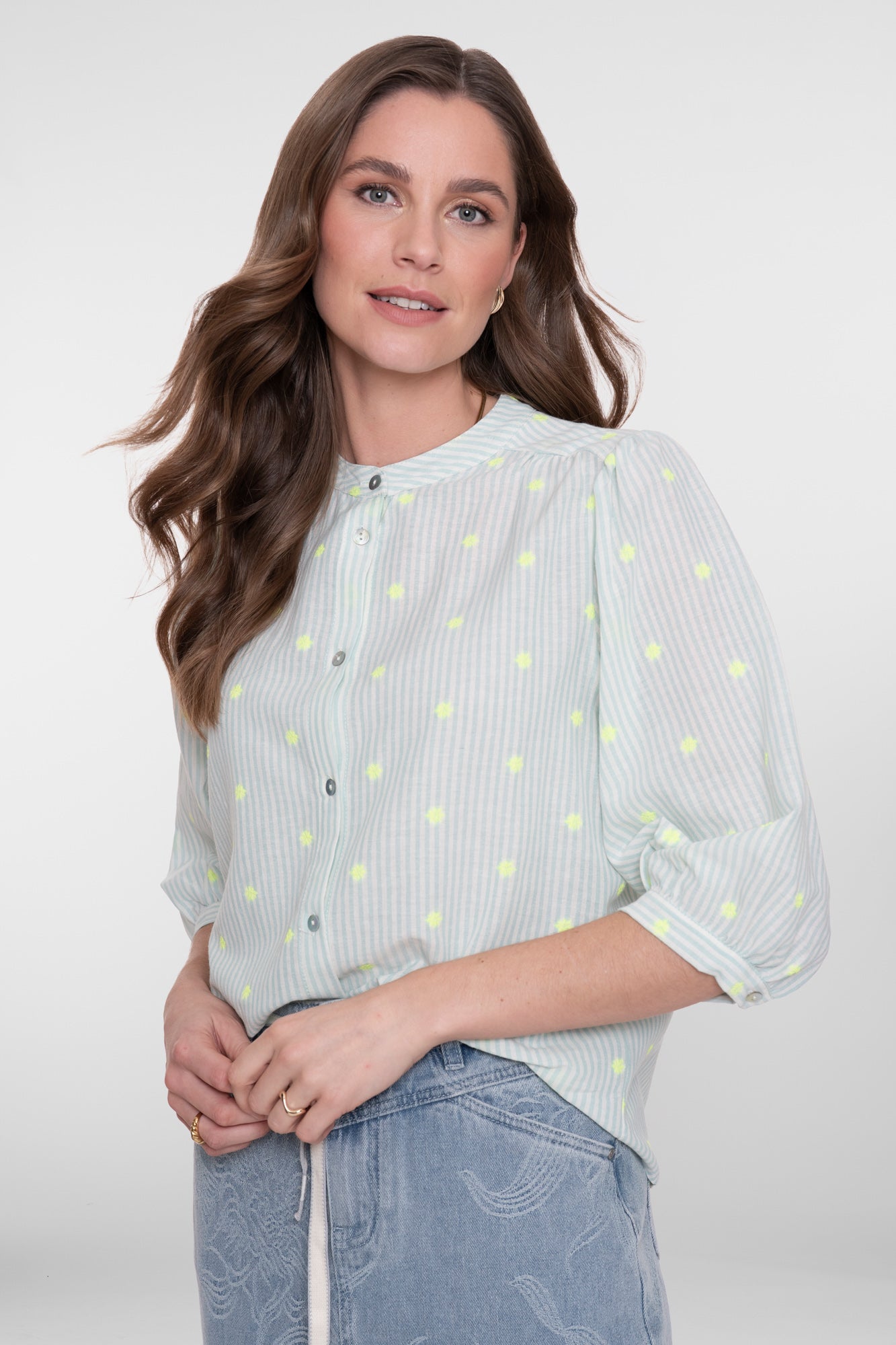 Geisha Bluse in Aqua Mint mit Stickerei