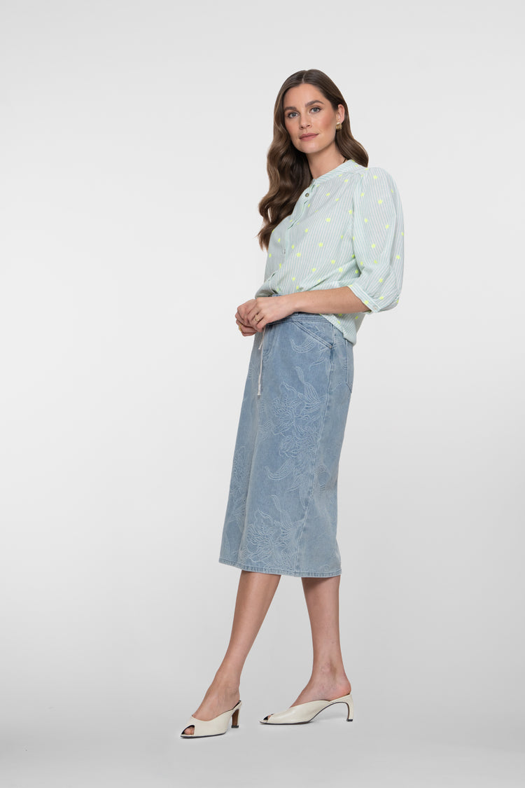 Geisha Bluse in Aqua Mint mit Stickerei