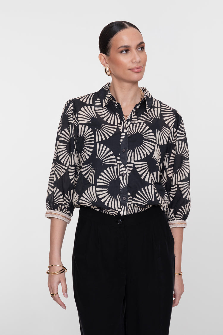 Geisha Bluse mit Fächerprint