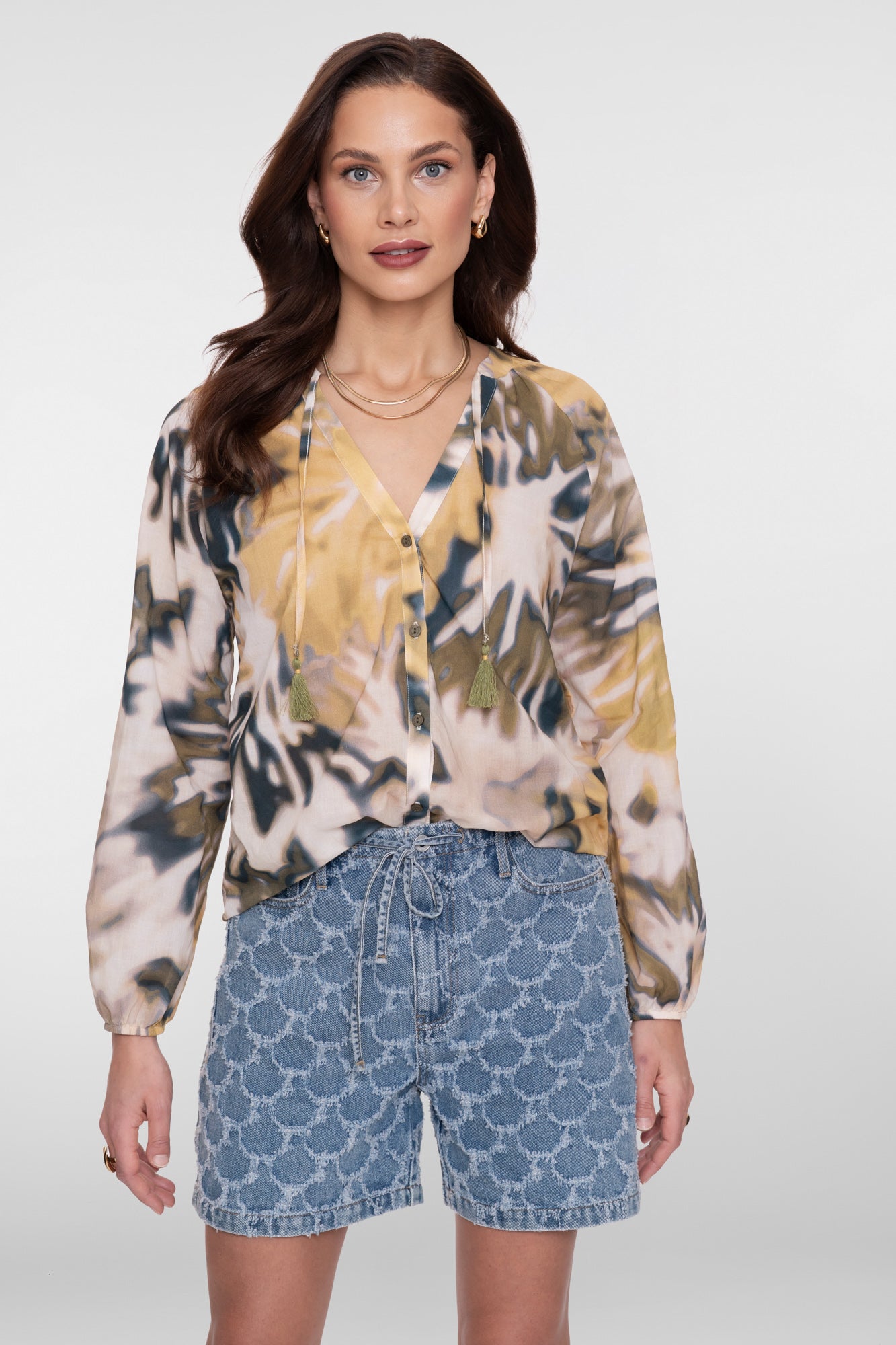 Geisha Bluse mit abstraktem Print und V-Ausschnitt