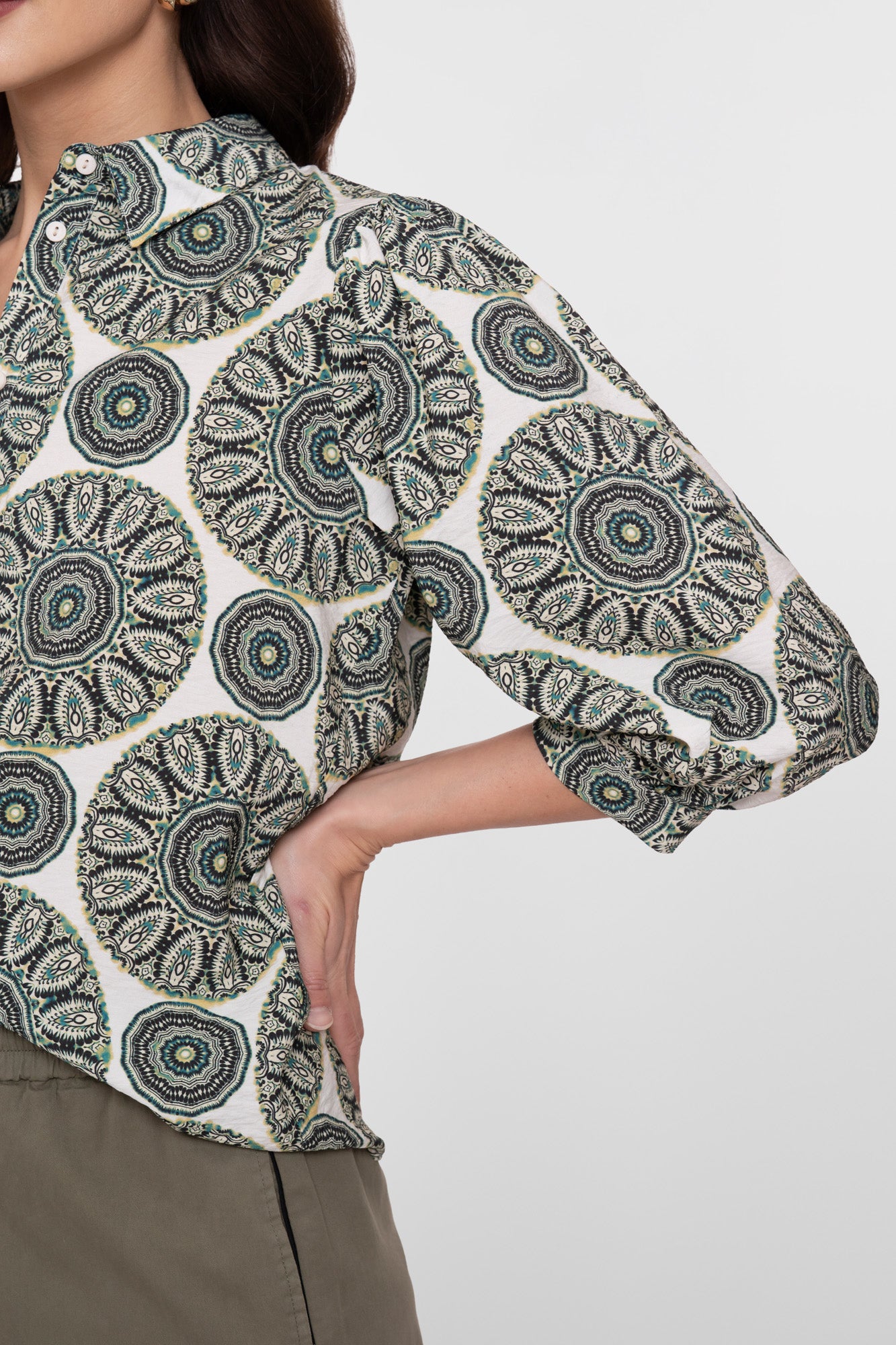 Geisha Bluse mit elegantem Print