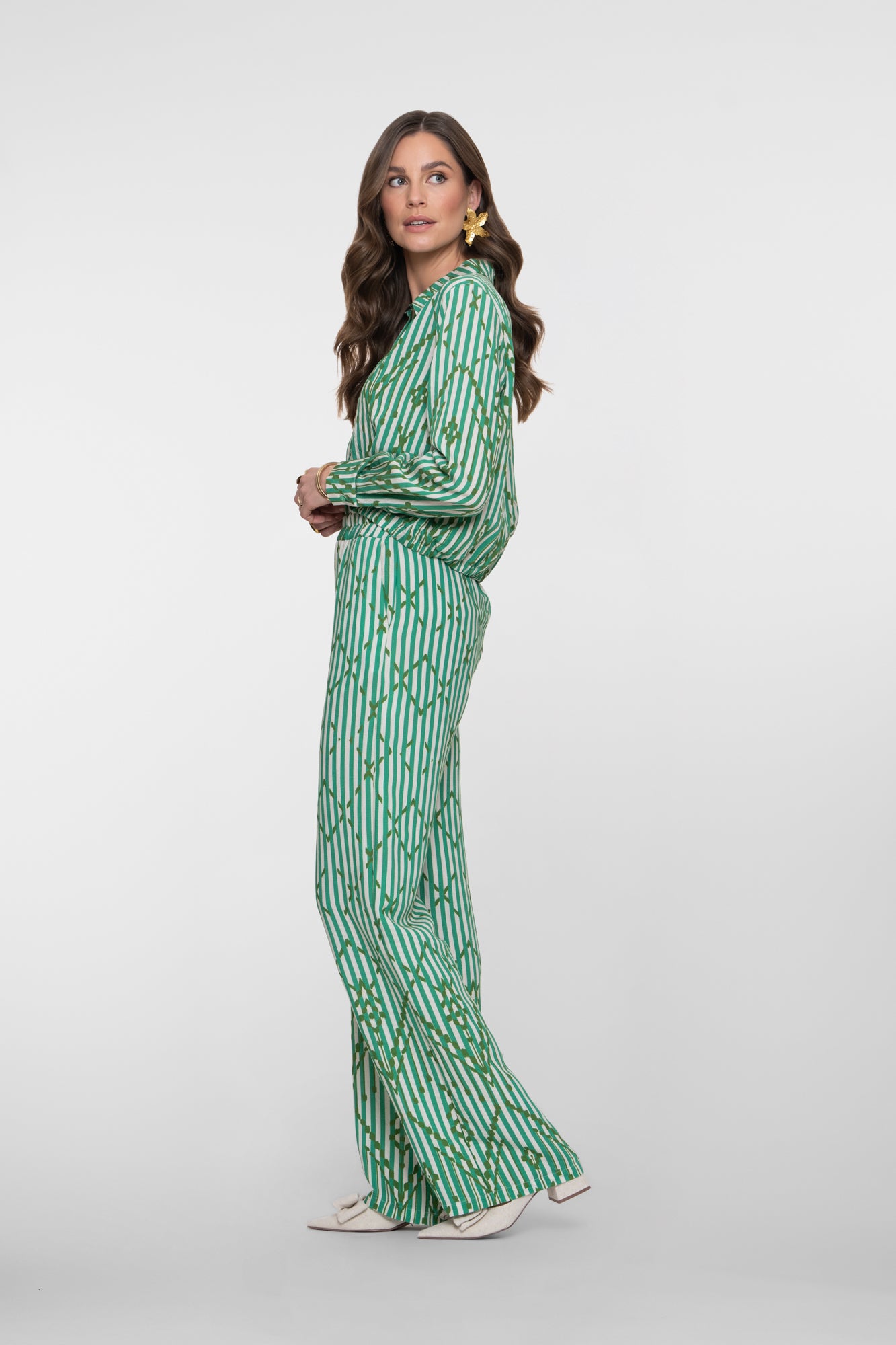 Geisha Bluse mit Streifen und elegantem Karomuster