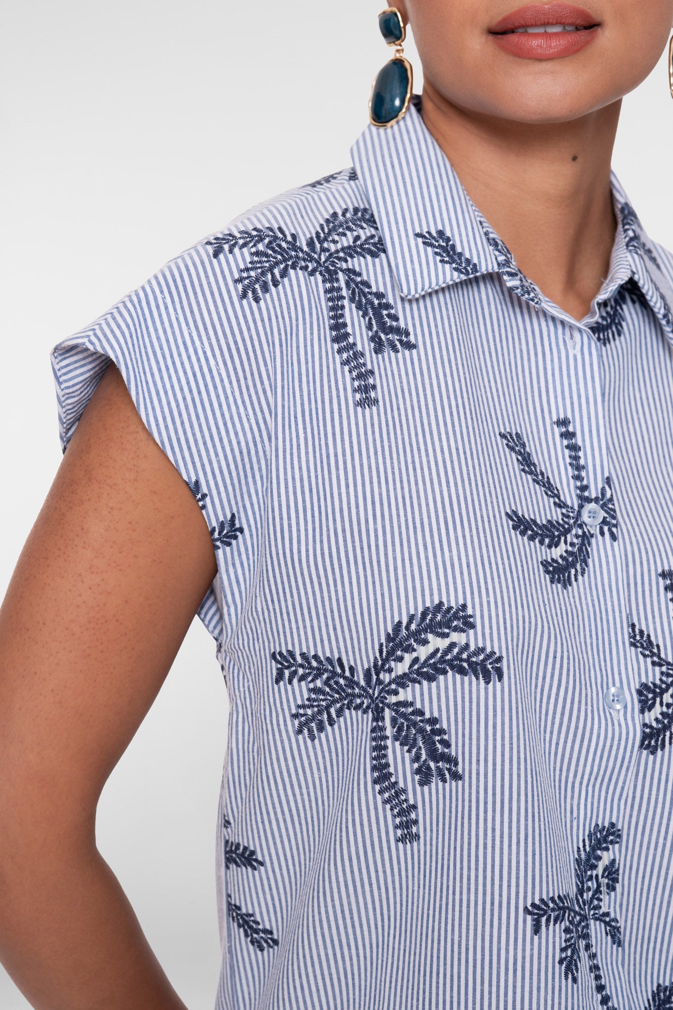 Geisha Blusen Kombiset mit gesticktem Palmenprint