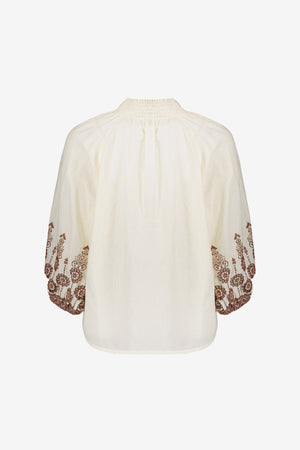 Geisha Bluse mit Stickereien und Bohemian-Ausstrahlung