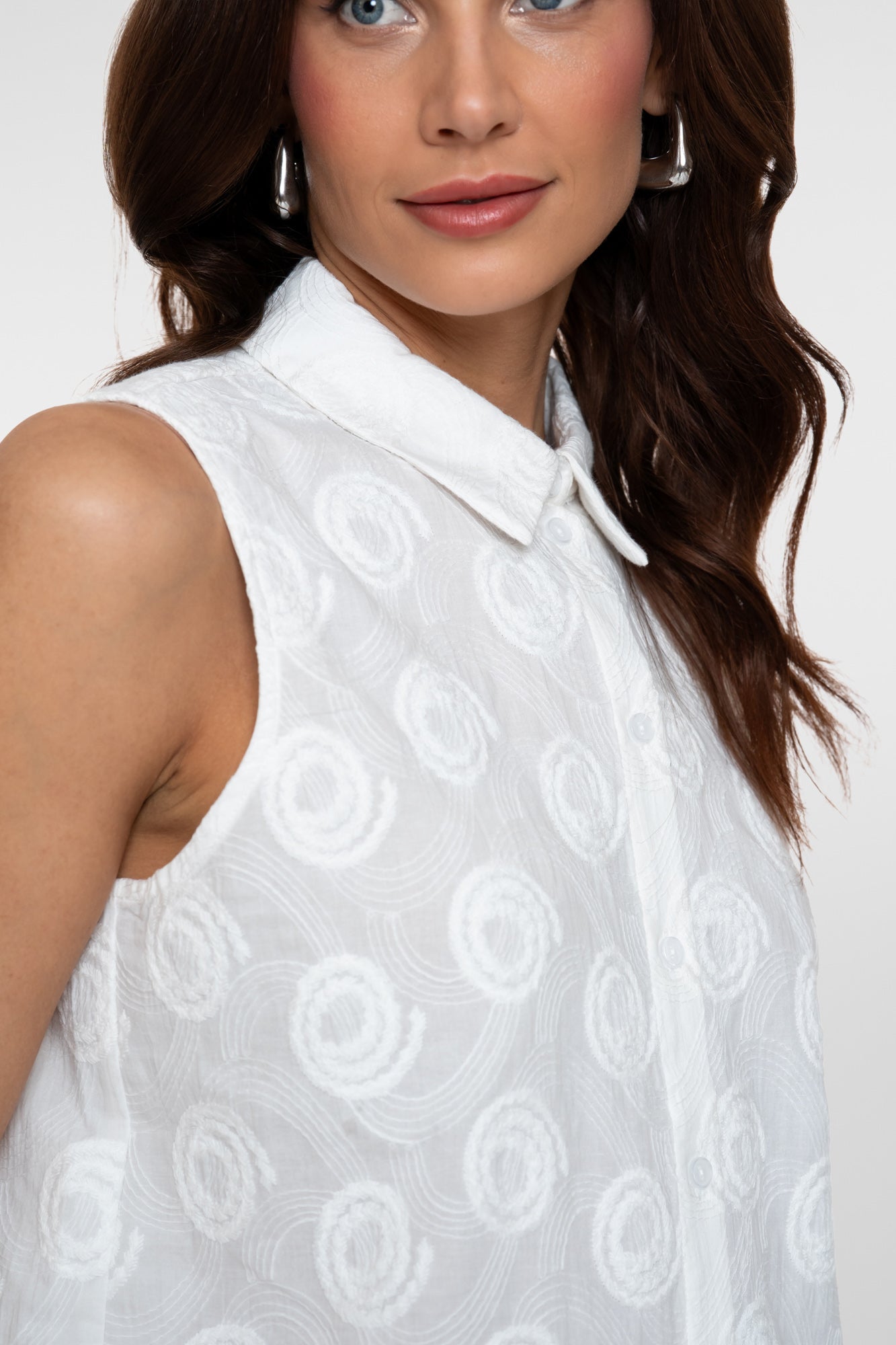 Geisha Ärmellose Bluse mit Kreise-Dessin