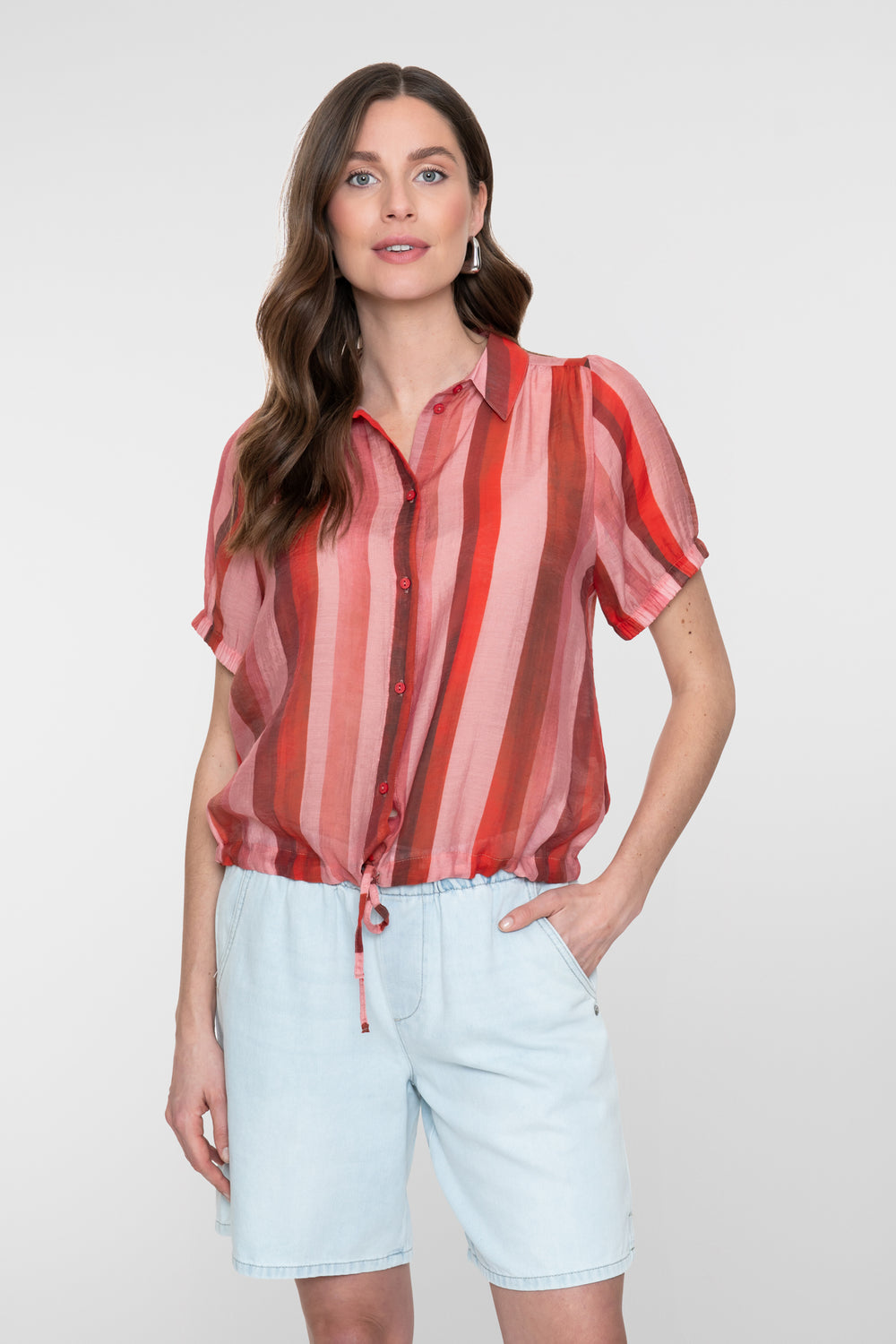 Geisha Bluse mit Streifenmuster und Schleifendetail in der Taille