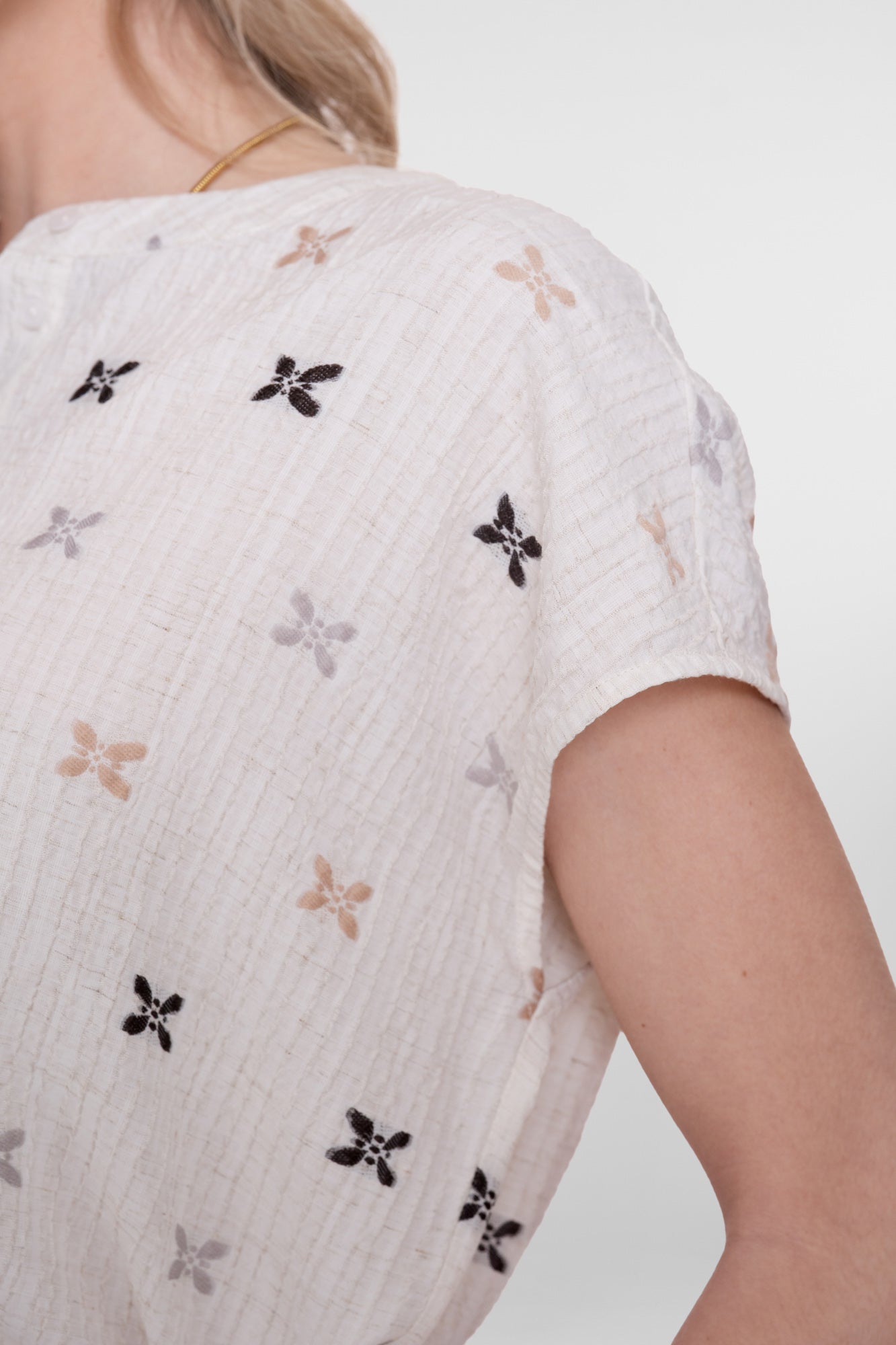 Geisha Bluse mit subtiler Printoptik