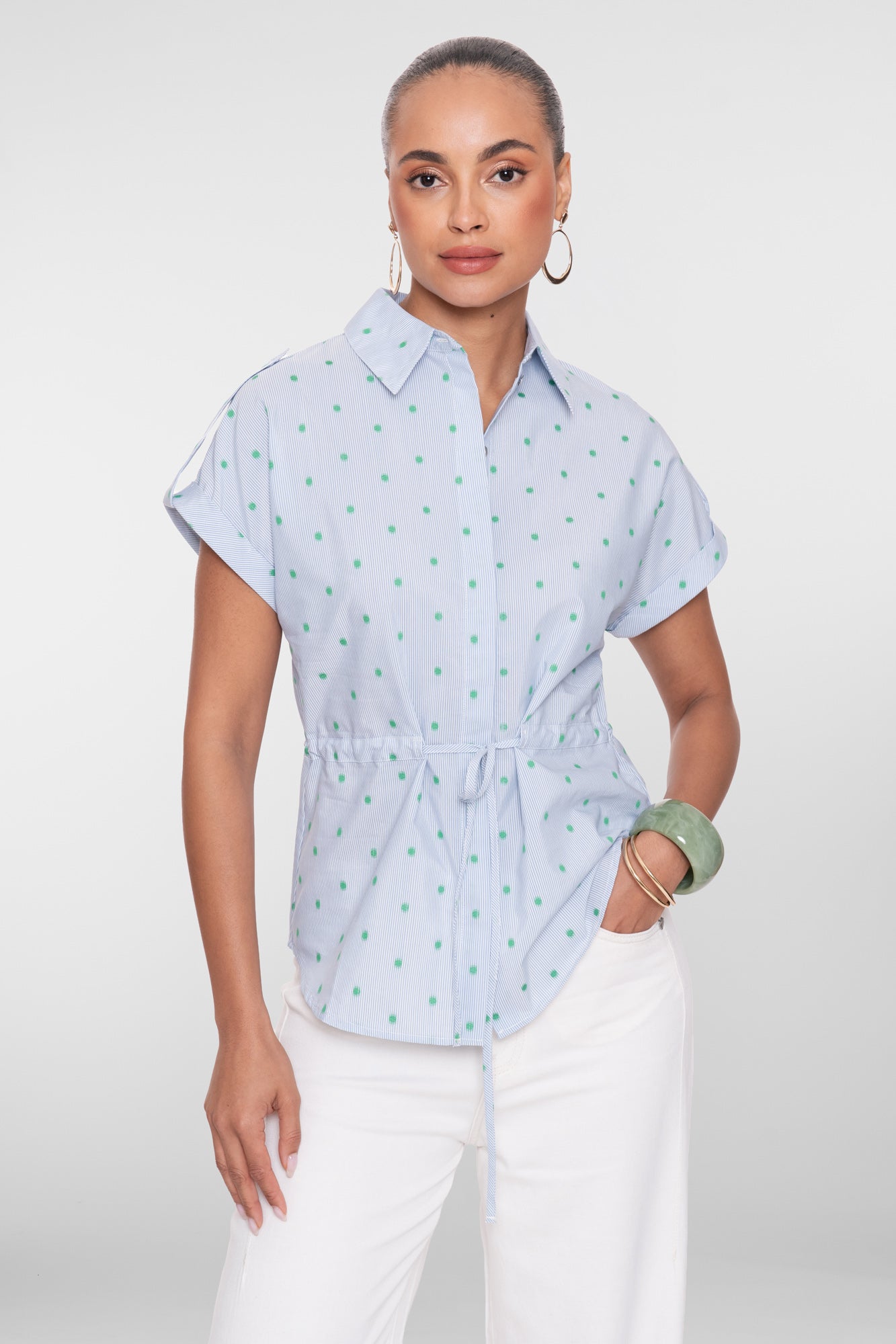 Geisha Bluse mit Streifenmuster, Punkten und Bindegürtel