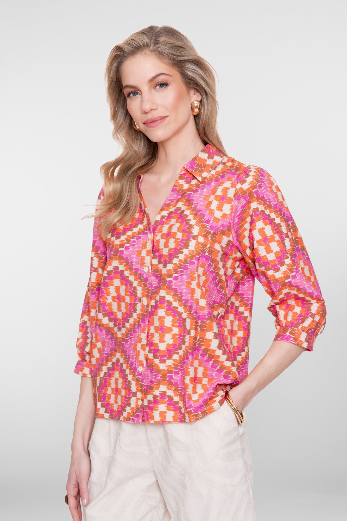 Geisha Bluse mit buntem Fliesendruck