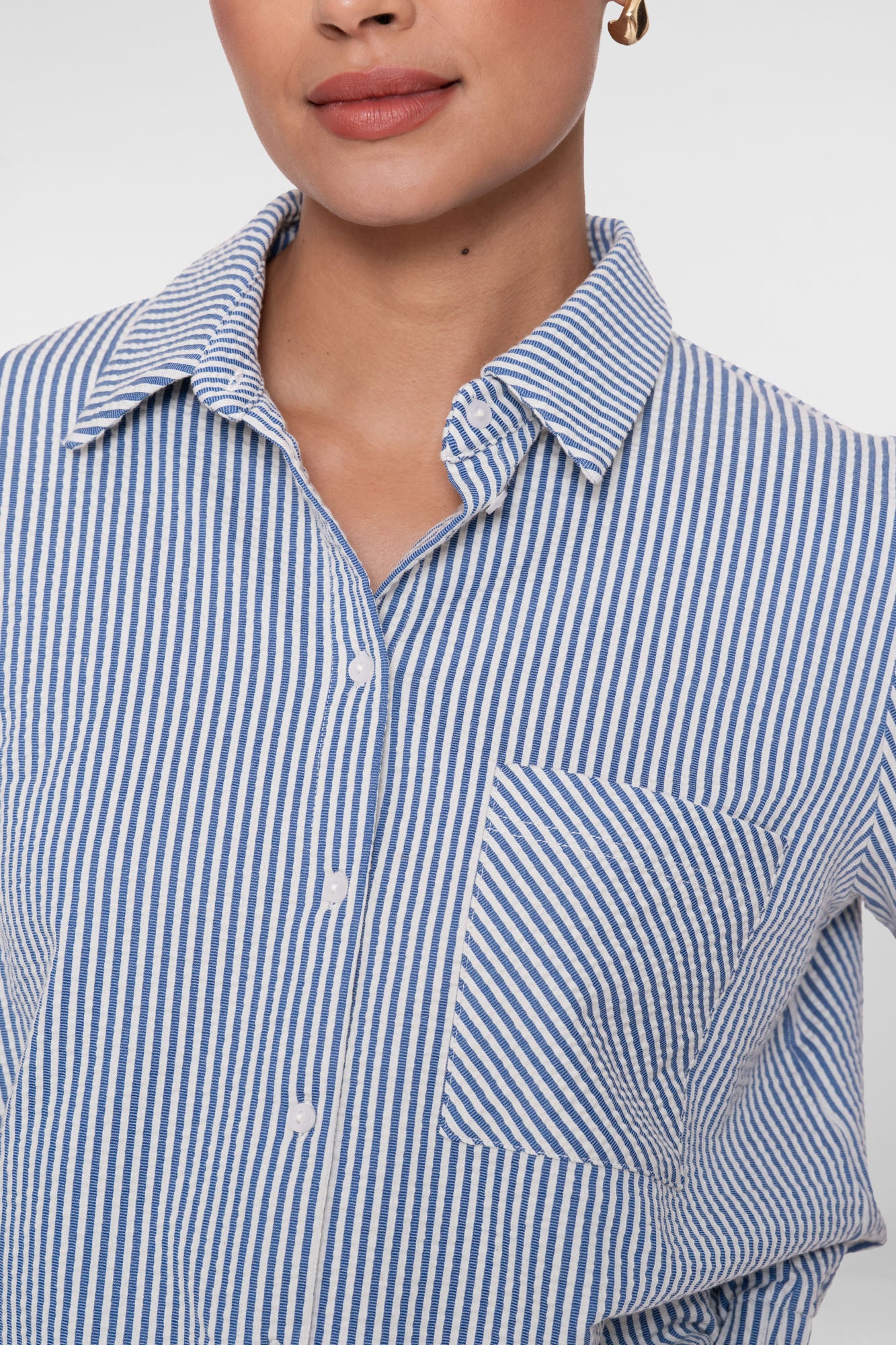 Geisha Bluse mit Streifenmuster und kurzen Ärmeln