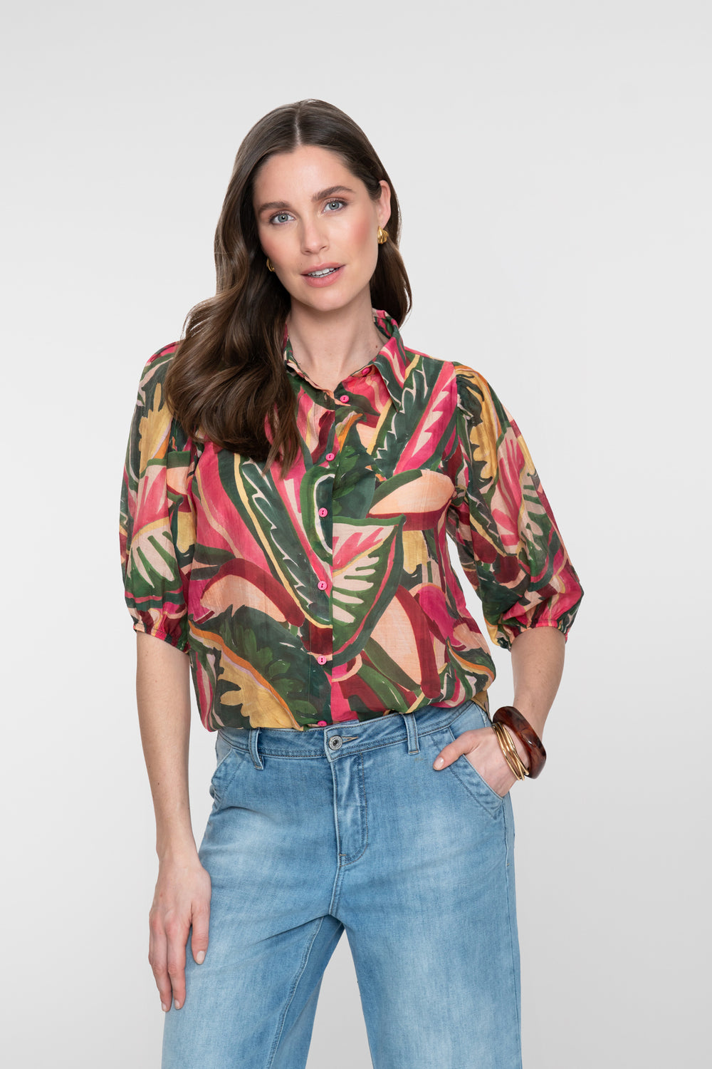 Geisha Bluse mit farbenfrohem Print und halblangen Ärmeln