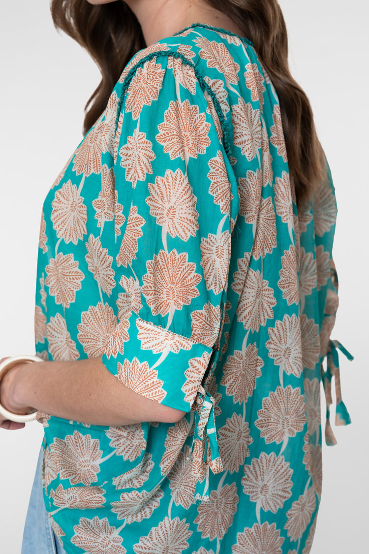 Geisha Aqua-Bluse mit elegantem Blumenprint