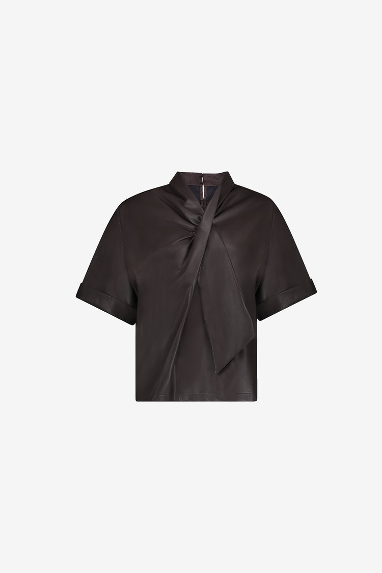 Geisha PU-Top mit Schaldetail und Semi-Boxy-Passform