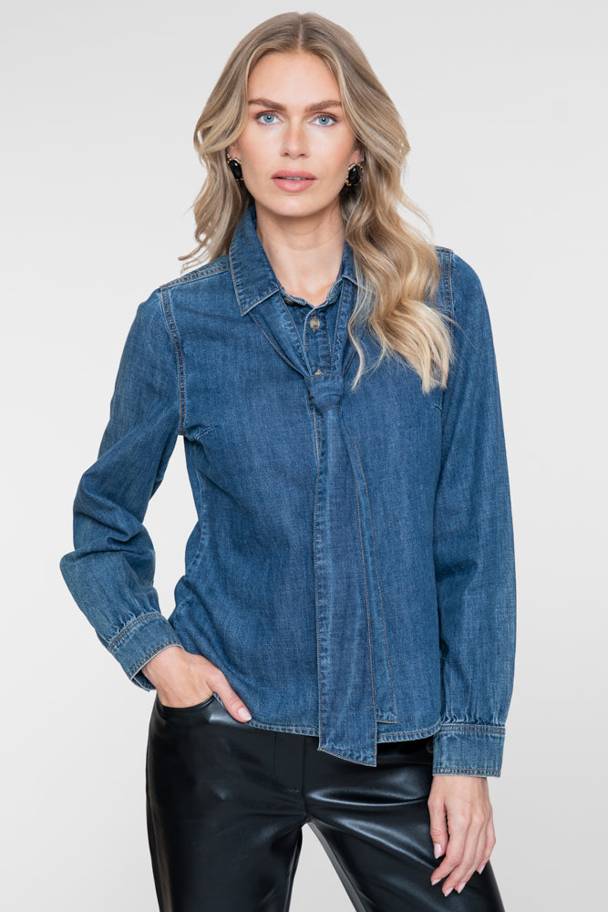 Geisha Jeansbluse mit tailliertem Schnitt und Schleifendetail – Shop de look