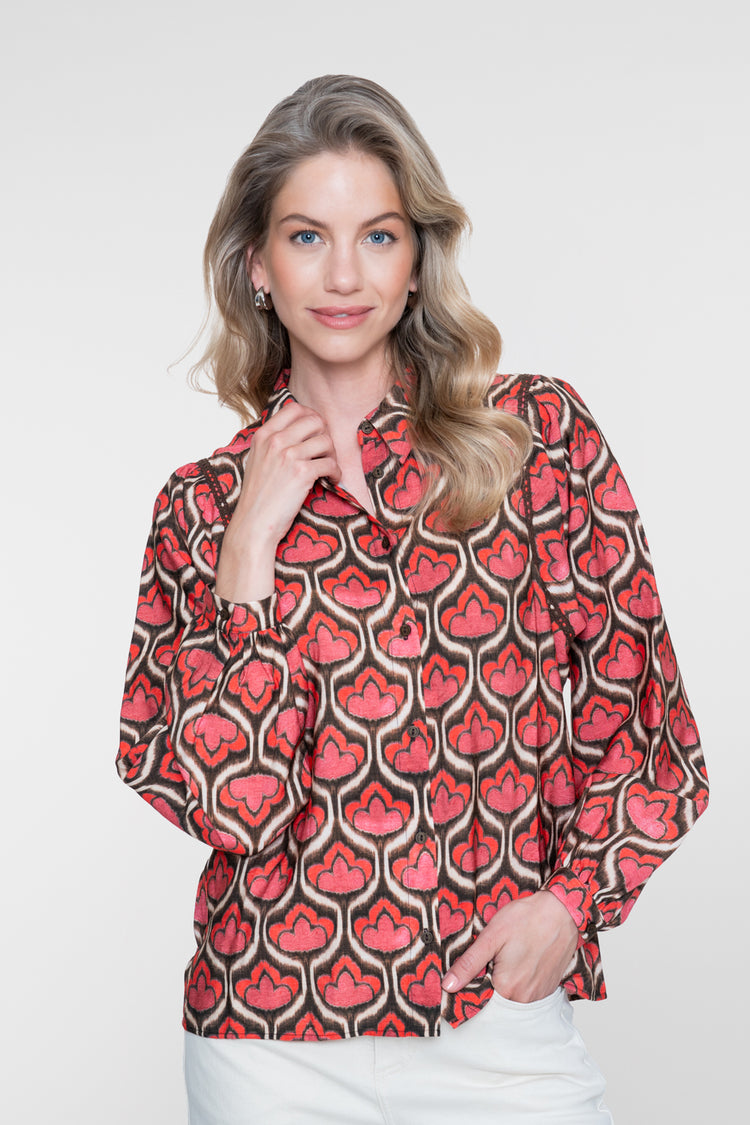 Geisha Bluse mit Retroprint und langen Ärmeln