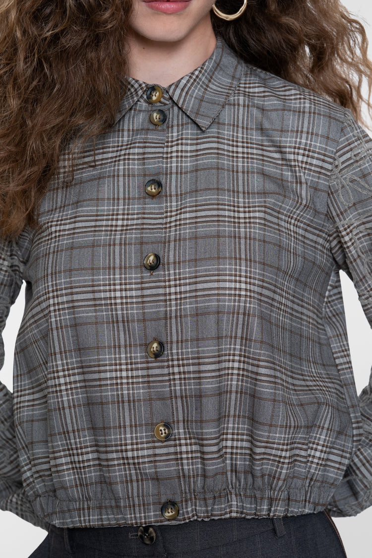 Geisha Bluse mit Karomuster und Stickdetails