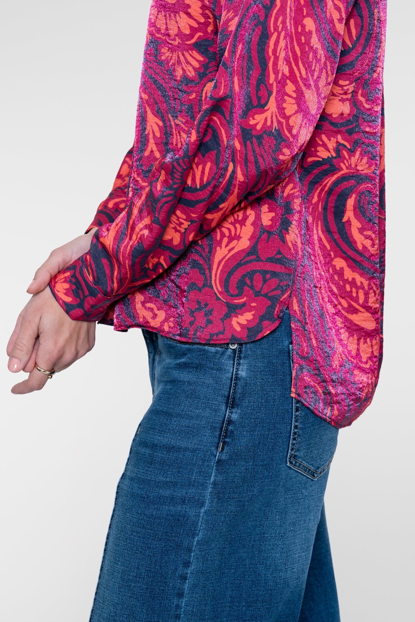 Geisha Bluse mit dekorativem Print und Glanz