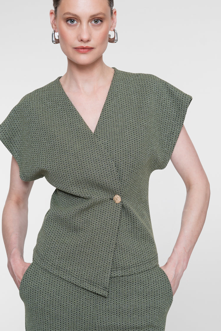 Geisha Top mit Wickeldetail und dezentem Lurexglanz