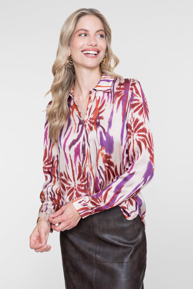 Geisha Bluse in Satinoptik mit farbenfrohem Muster