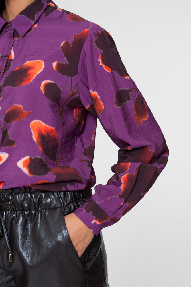 Geisha lilafarbene Bluse mit abstraktem Blumenprint