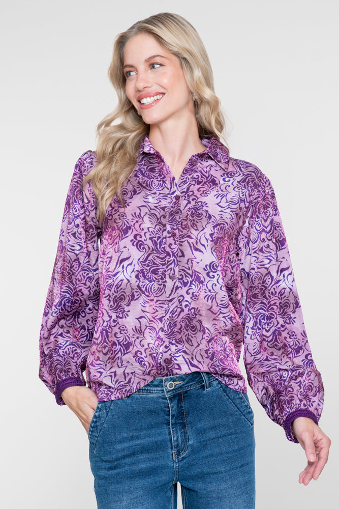 Geisha lilafarbene Bluse mit Paisleymuster und Glanz