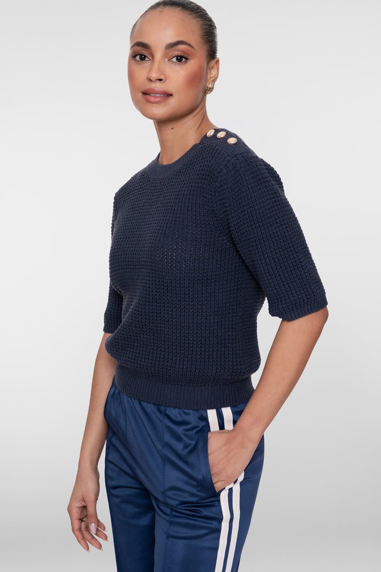 Geisha Stricktop mit goldfarbenen Knöpfen