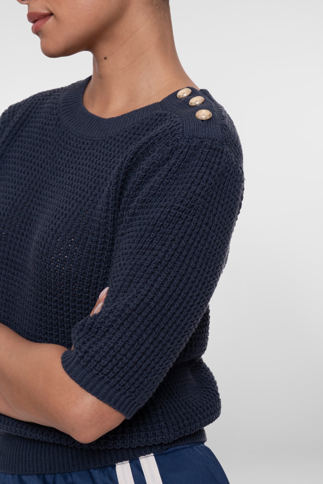 Geisha Stricktop mit goldfarbenen Knöpfen