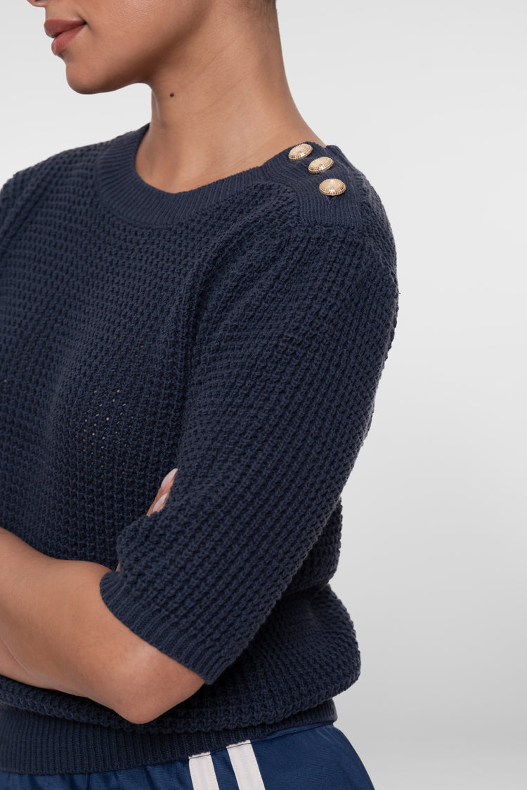 Geisha Stricktop mit goldfarbenen Knöpfen