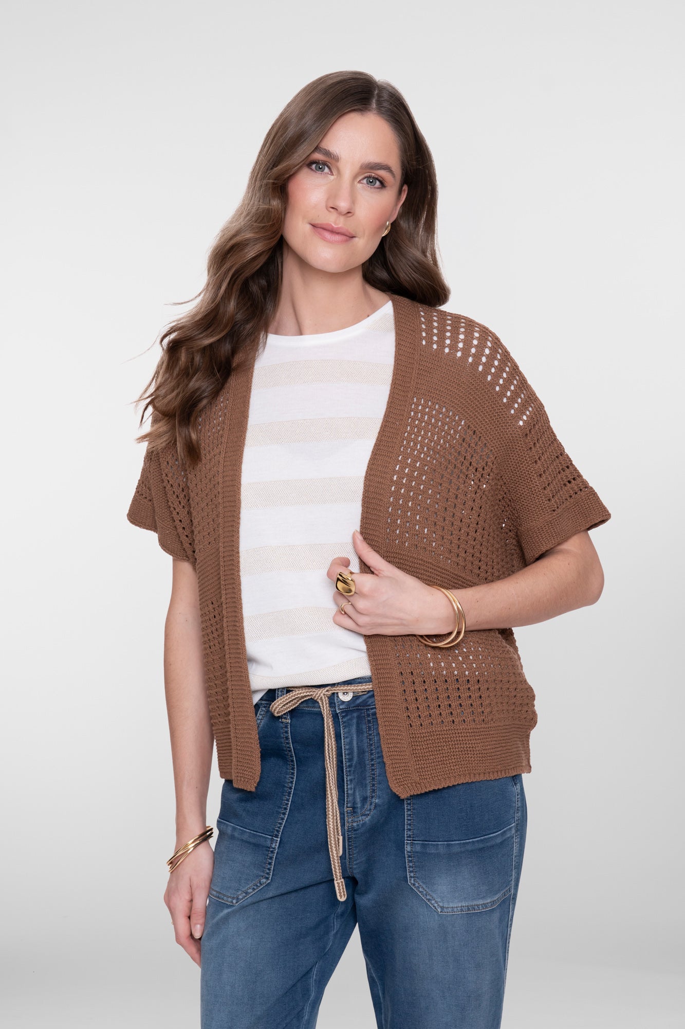 Geisha Strickjacke mit offenem Fall und kurzen Ärmeln