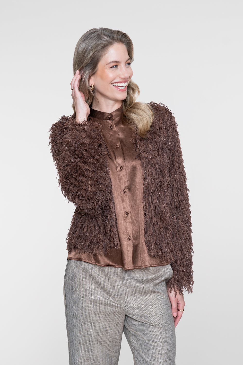 Geisha kurze Strickjacke mit Struktur und dezentem Glanz
