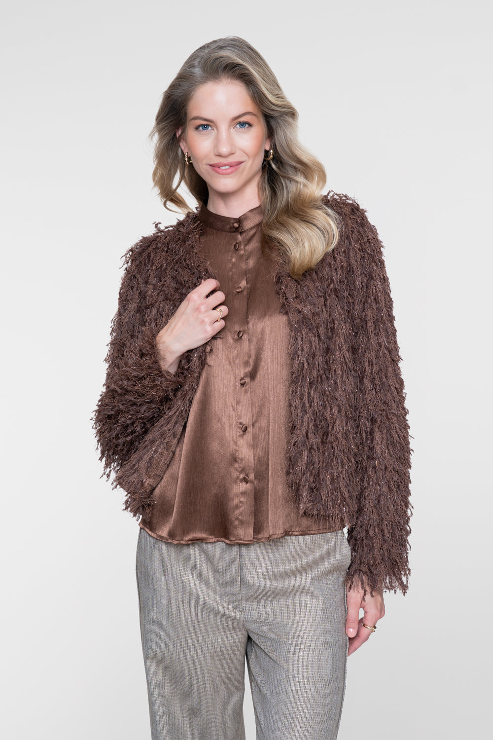 Geisha kurze Strickjacke mit Struktur und dezentem Glanz