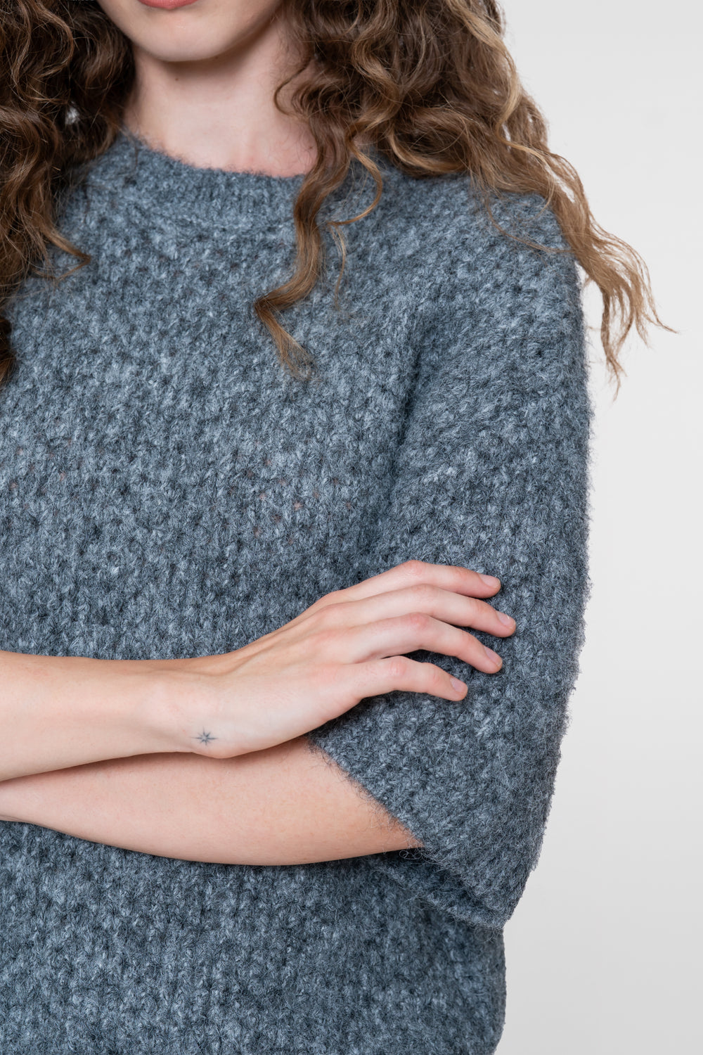 Geisha Pullover mit grobem Ajourmuster und kurzen Ärmeln