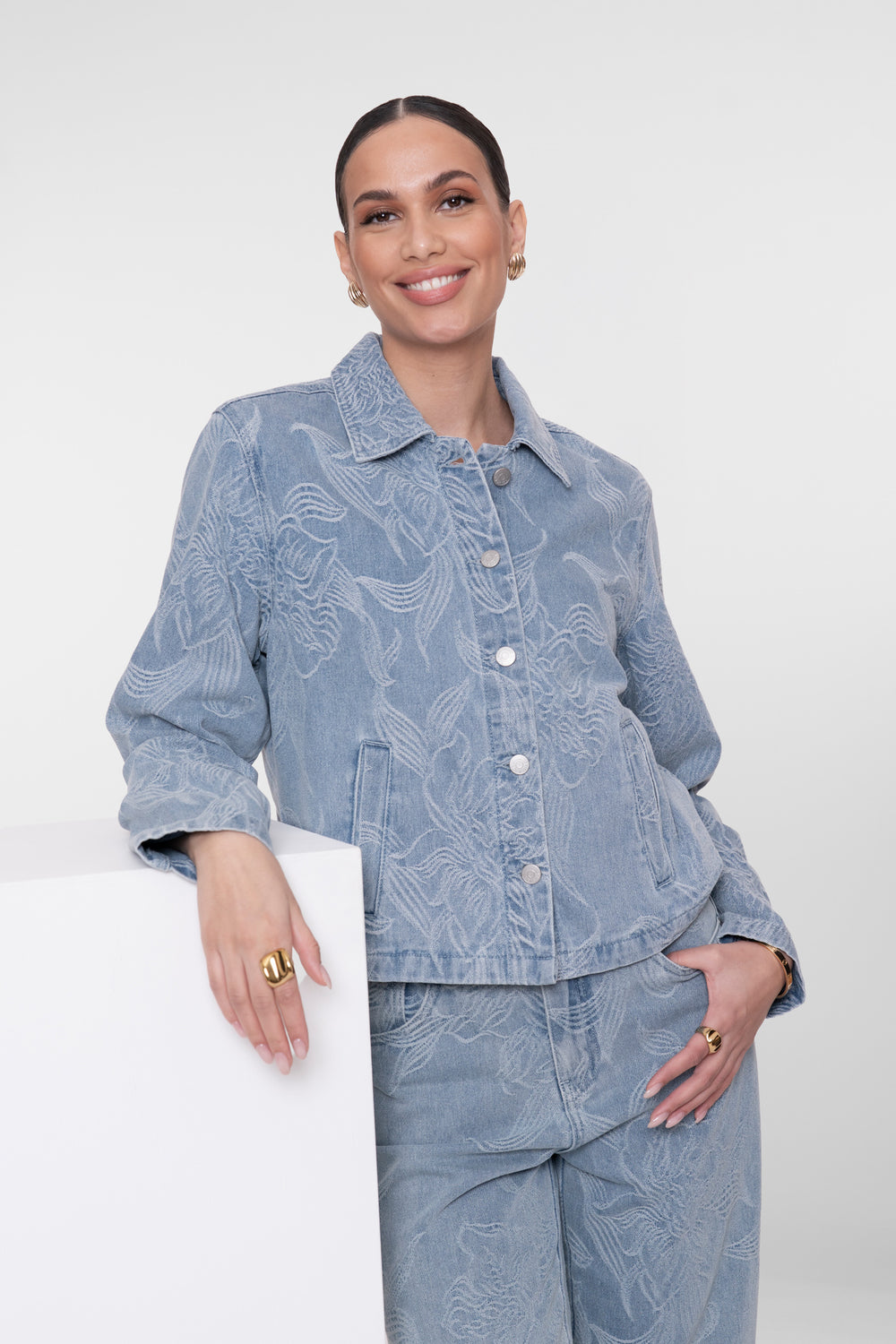 Geisha Jacke mit Jacquard und Blumenmuster