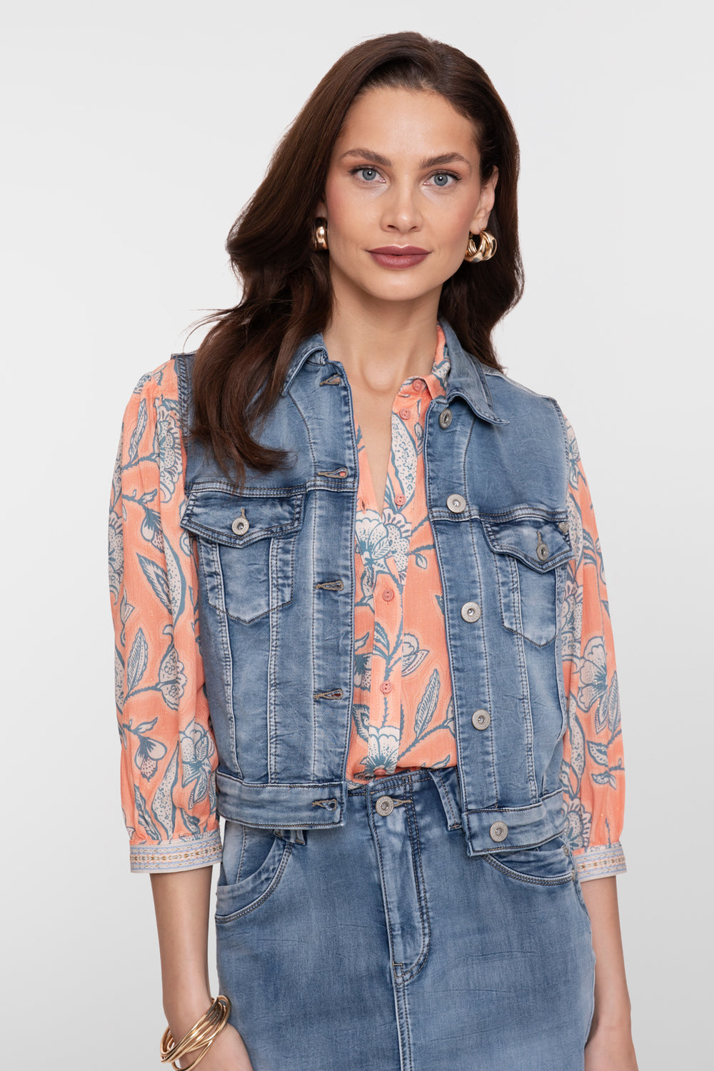 Geisha Denimweste mit Kragen und Knopfverschluss